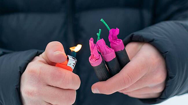 Российский подросток принес в школу две петарды и устроил пожар