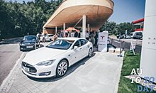 Tesla поставила в Европу первую партию Model 3