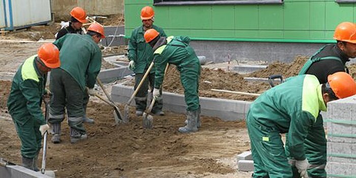 Инвесторы получили более двух тысяч разрешений на строительство в 2017 году