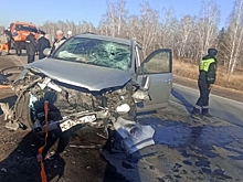 Двое водителей и старушка погибли в жутком ДТП под Омском: «Лобаш головой пробил»