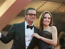 Стали по-настоящему родными: у кого из знаменитостей есть приемные дети