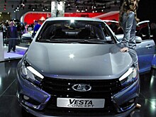 «АвтоВАЗ» платит работникам  за ревакцинацию от COVID-19
