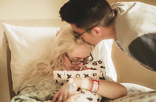 Женщина умерла на родах и ожила после кесарева