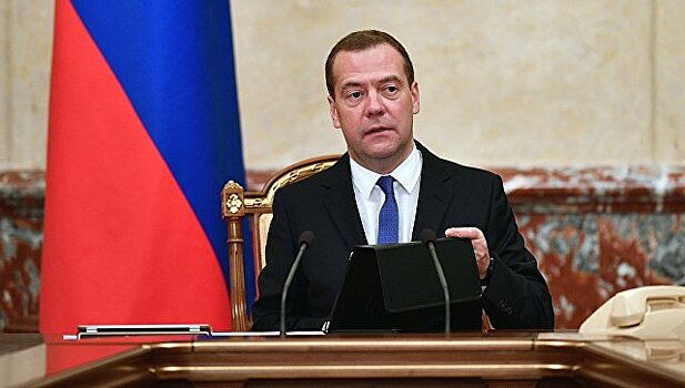Медведев в Петербурге ведет переговоры с премьером Финляндии