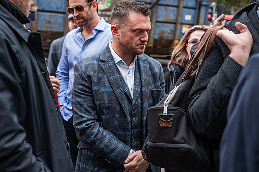 «Пощёчина еврейству»: лидер британских ультраправых вызвал ярость из-за поездки в Израиль