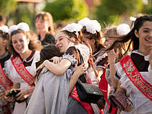 Минпросвещения определило дни проведения последнего звонка и выпускного в школах