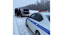 В Колышлейском районе у девушки-водителя взорвалось колесо