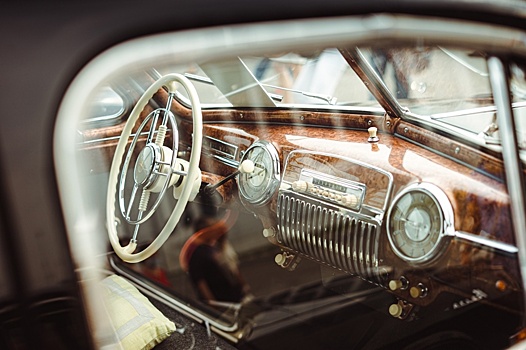 Нижегородцы ответили жалобами на поздравления с Днем автомобилиста от мэра