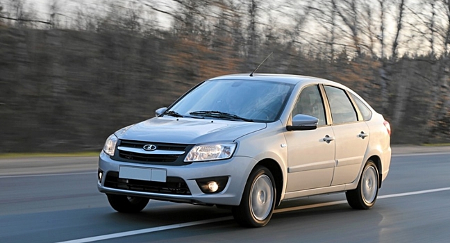 Названы самые дешевые автомобили в России в 2024 году