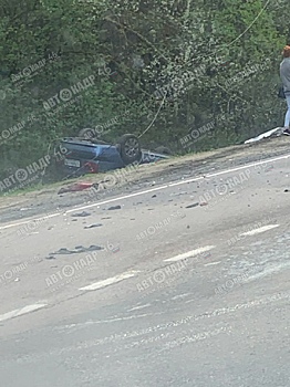 Под Курском в машине перевернулся водитель иномарки