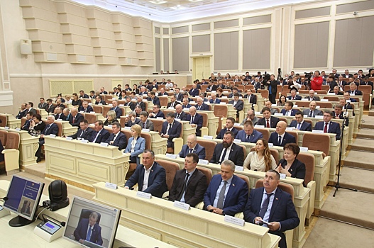 Депутаты Госсовета Удмуртии отчитались о своих доходах за 2021 год