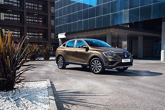 В России подорожали Renault Arkana Pulse и Kaptur