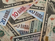 Россиян предостерегли от инвестирования в валюту