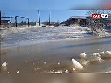 Жители Сретенска в Забайкальском крае живут в домах с ледяной водой под полами