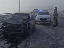На объездной дороге в Тюмени из-за плохой видимости столкнулись 16 машин