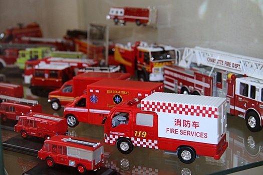 Подполковник МЧС собрал более 500 моделей пожарных машин