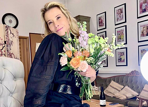 Юлия Высоцкая выложила пикантное видео в нижнем белье