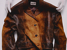 Miu Miu показали, как создаются изделия из состаренной кожи