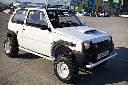 В России можно купить идеальную 15-летнюю «Оку» для бездорожья
