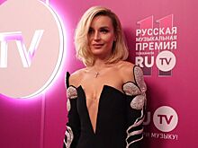 Полина Гагарина стала ведущей шоу «Модные игры» на ТНТ