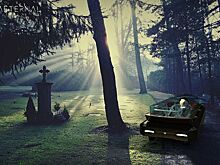 Создан беспилотный хай-тек катафалк с голограммой усопшего