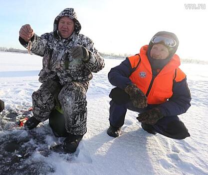Инспекторы взяли под надзор любителей зимней рыбалки