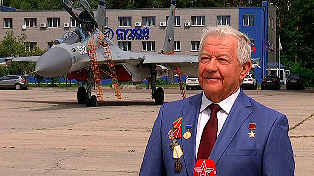 Создатель «Кобры»: легендарный летчик-испытатель Виктор Пугачев празднует юбилей