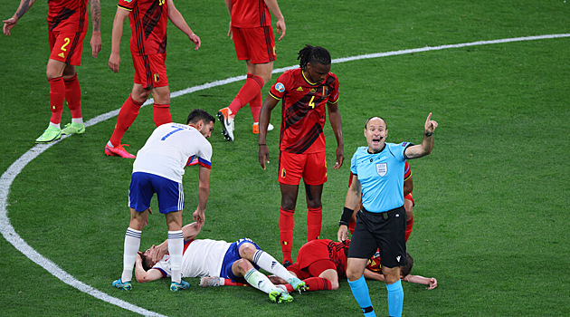 Футболист сборной Бельгии сообщил о тяжелой и редкой травме после игры с Россией