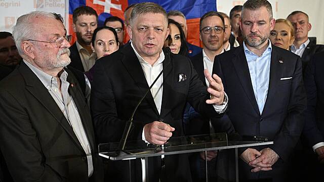 В Словакии начали искать замену раненому премьеру