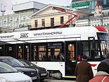 Екатеринбургские депутаты протестировали современный низкопольный трамвай «Уралтрансмаша»