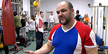 Сила веры: настоятель монастыря в Алапаевске проводит бесплатные тренировки по гиревому спорту
