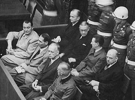 «Расстрелять без суда и следствия!»: почему Черчилль так хотел поступить с вождями Третьего рейха