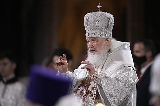 Патриарх Кирилл начал Рождественское богослужение в храме Христа Спасителя