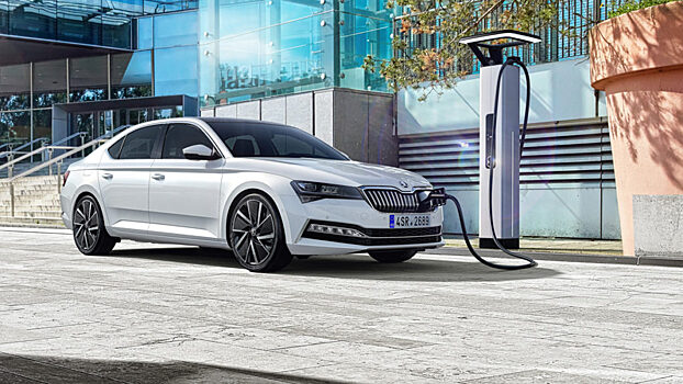 Рассекречены ценники на модернизированный Skoda Superb