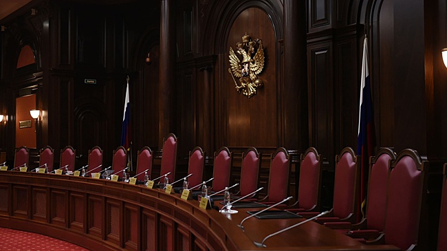КС РФ разъяснил, как оценивать действия депутатов в случае конфликта интересов