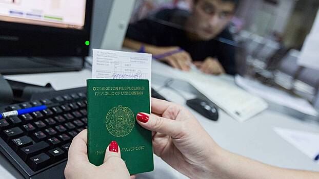Мигрантам могут запретить перевозить семьи в Россию: мнение экспертов