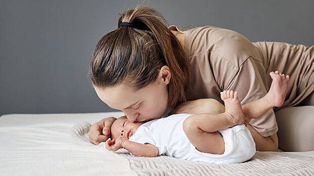 Все еще женщина: четыре бьюти-правила для молодой мамы