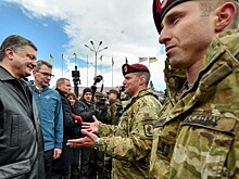 Порошенко анонсировал всенародный референдум о присоединении к НАТО