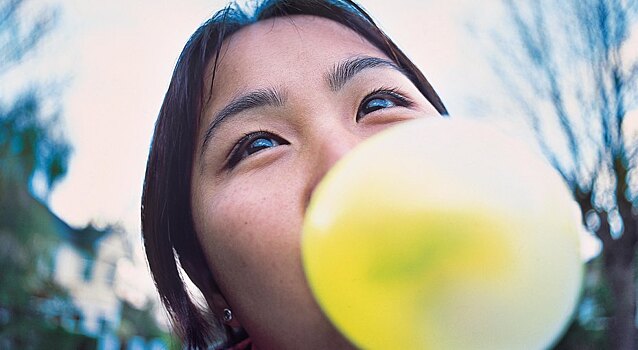 Легко И Быстро! Удаляем Жвачку С Волос, Обуви, Одежды И Ковра
