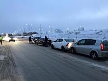 Травмы позвоночника получили два водителя в массовом ДТП в Новосибирске