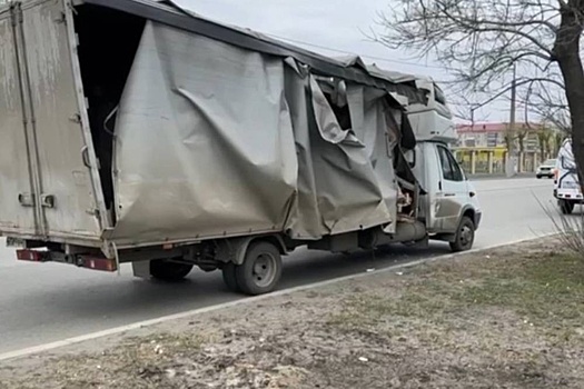 В Кургане "Газель" врезалась в пассажирский автобус