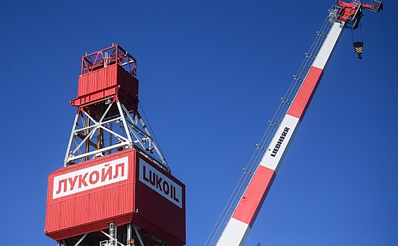 ФАС возбудила дела против двух «дочек» «Лукойла»