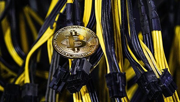 Биткоин торгуется на уровне $7,2 тысячи