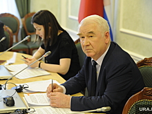 Спикер Тюменской облдумы ответил антиваксерам
