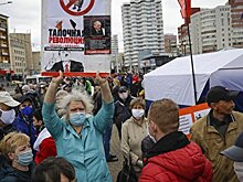 Белорусы выработали иммунитет к громким лозунгам и оценивают действия - сенатор