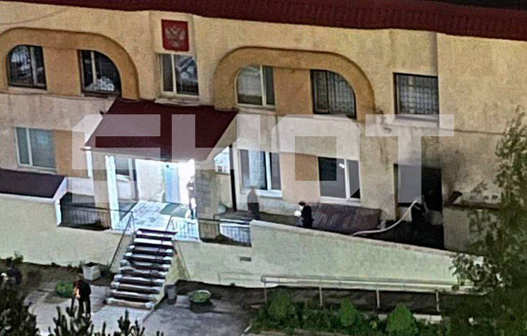 В российском городе подожгли отдел полиции