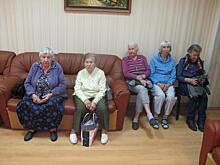 Сотрудники Рязанской библиотеки рассказали пожилым жителям историю района