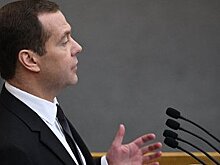 Медведев пообещал россиянам рост реальных зарплат