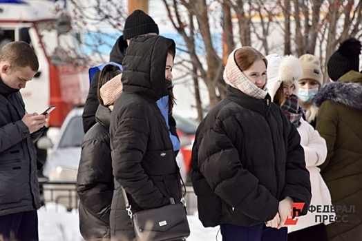 В Тракторозаводском районе Челябинска эвакуировали школьников