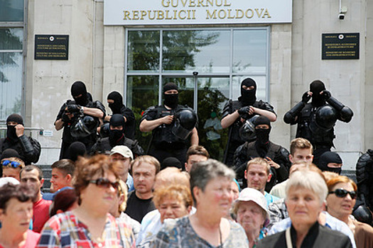 Власти Молдавии объявили акцию протеста в свою поддержку